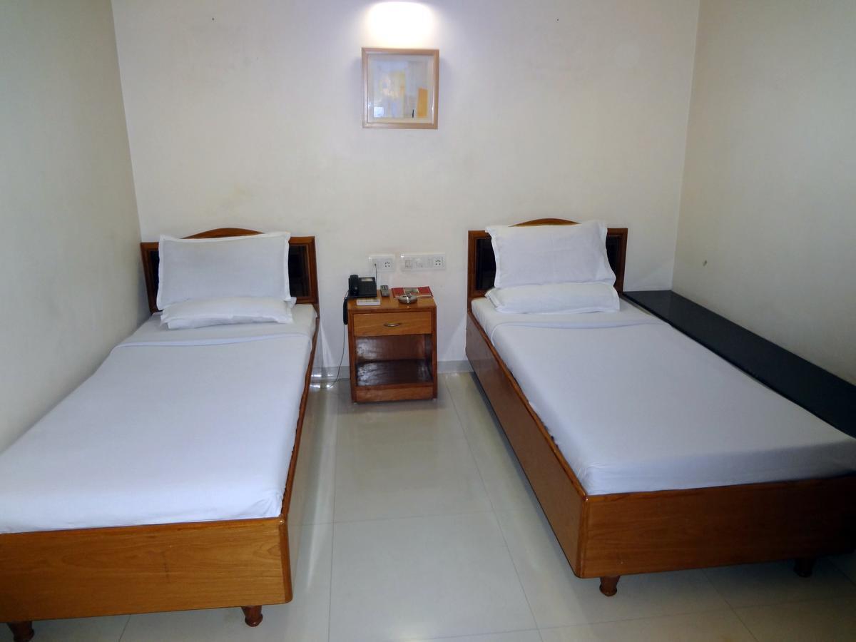 Hotel Airport Residency Ahmedabad Luaran gambar