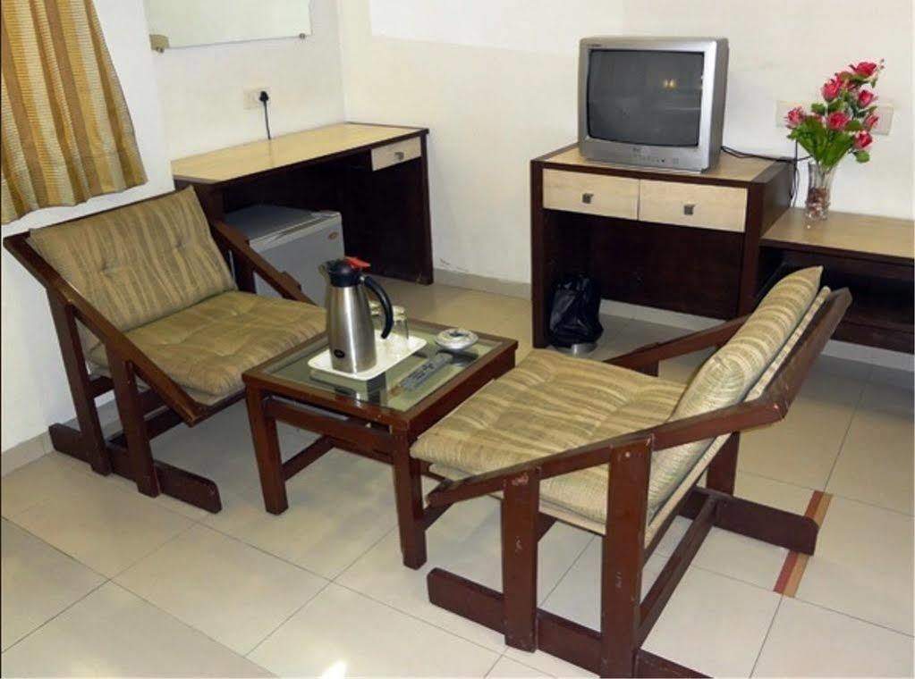 Hotel Airport Residency Ahmedabad Luaran gambar