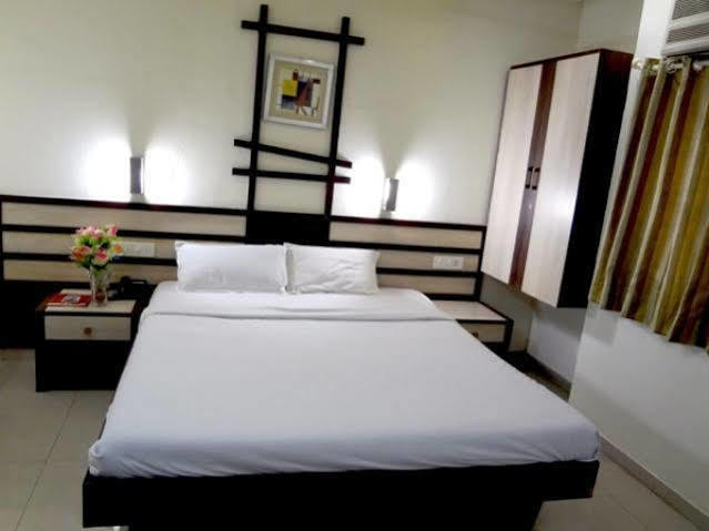 Hotel Airport Residency Ahmedabad Luaran gambar
